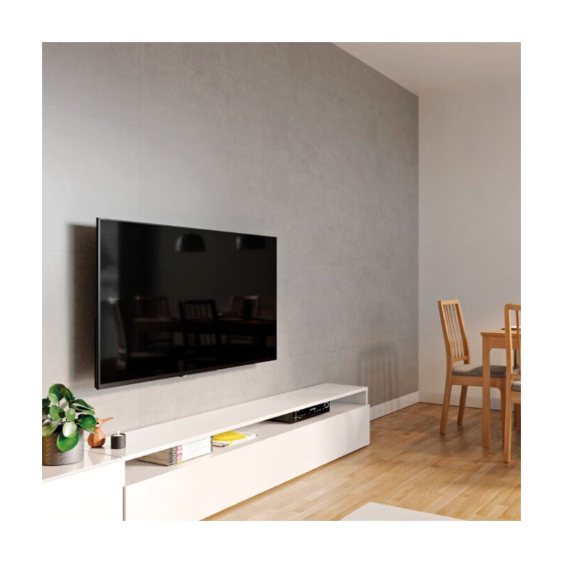 Concrete Light: panel SPC en gris claro para interiores modernos y acogedores.